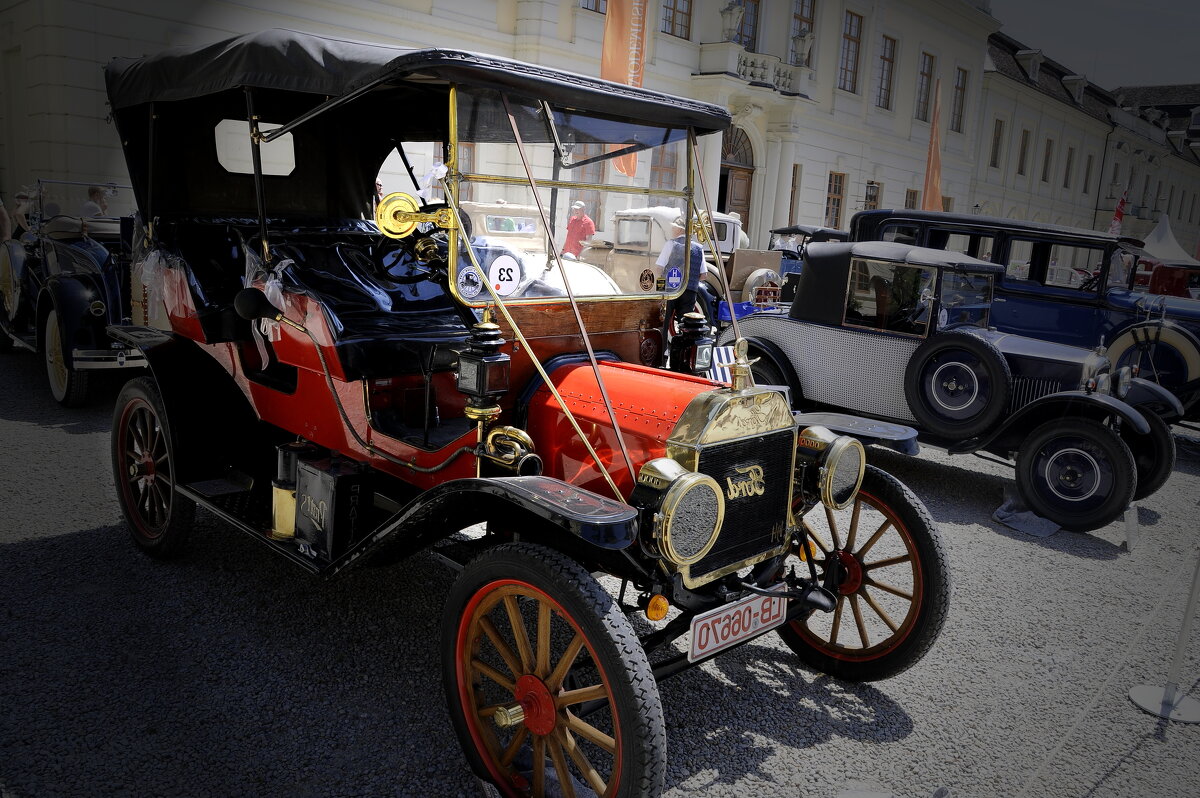 Rallye der Retro Autos in Deutschland Ludwigsburg... - "The Natural World" Александер