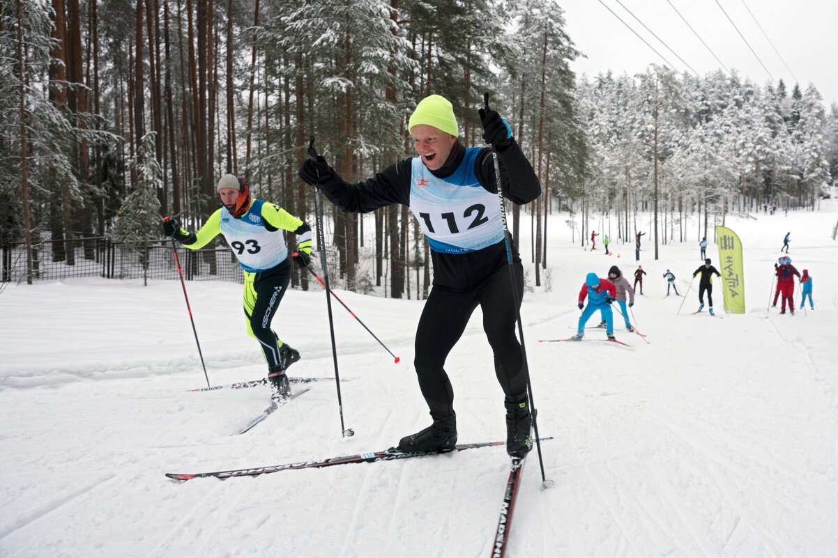 Радостный лыжник - Алексей Смирнов