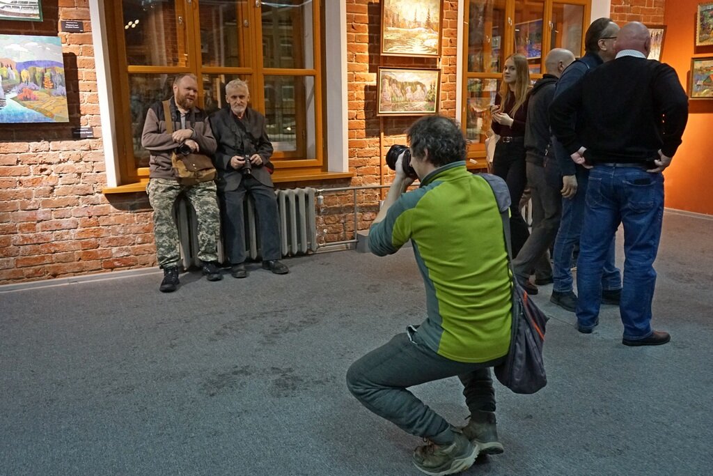 И пошёл фотограф в присядку... - Владимир Хиль