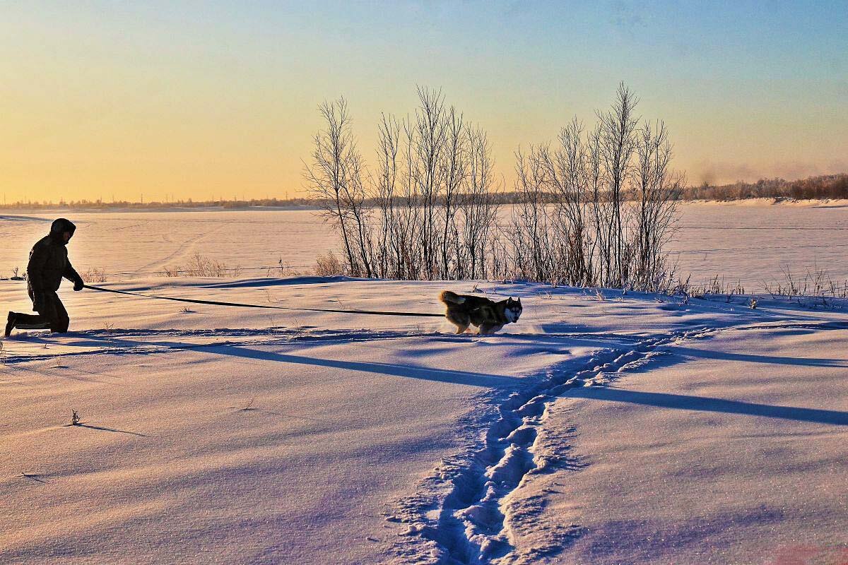 Январь...Бег морозным утром по берегу реки! - Владимир 