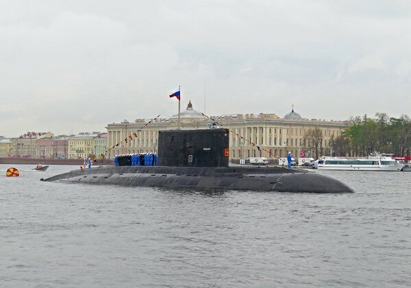 Подводная лодка - Вера Щукина