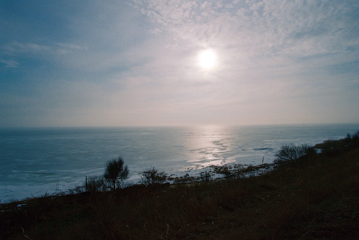 Пейзаж с зимним морем - M Marikfoto