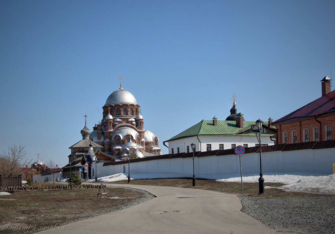 Иоанно-Предтеченский женский монастырь в Свияжске - Andrey Lomakin