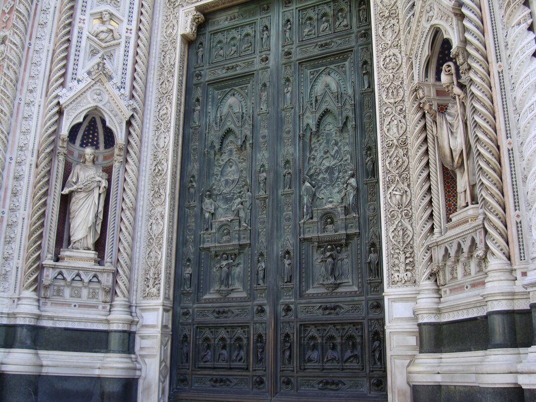 дверь собора Санта-Мария-дель-Фьоре - Елена 