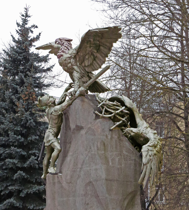 Памятник «Благодарная Россия героям 1812 года» - ИРЭН@ .