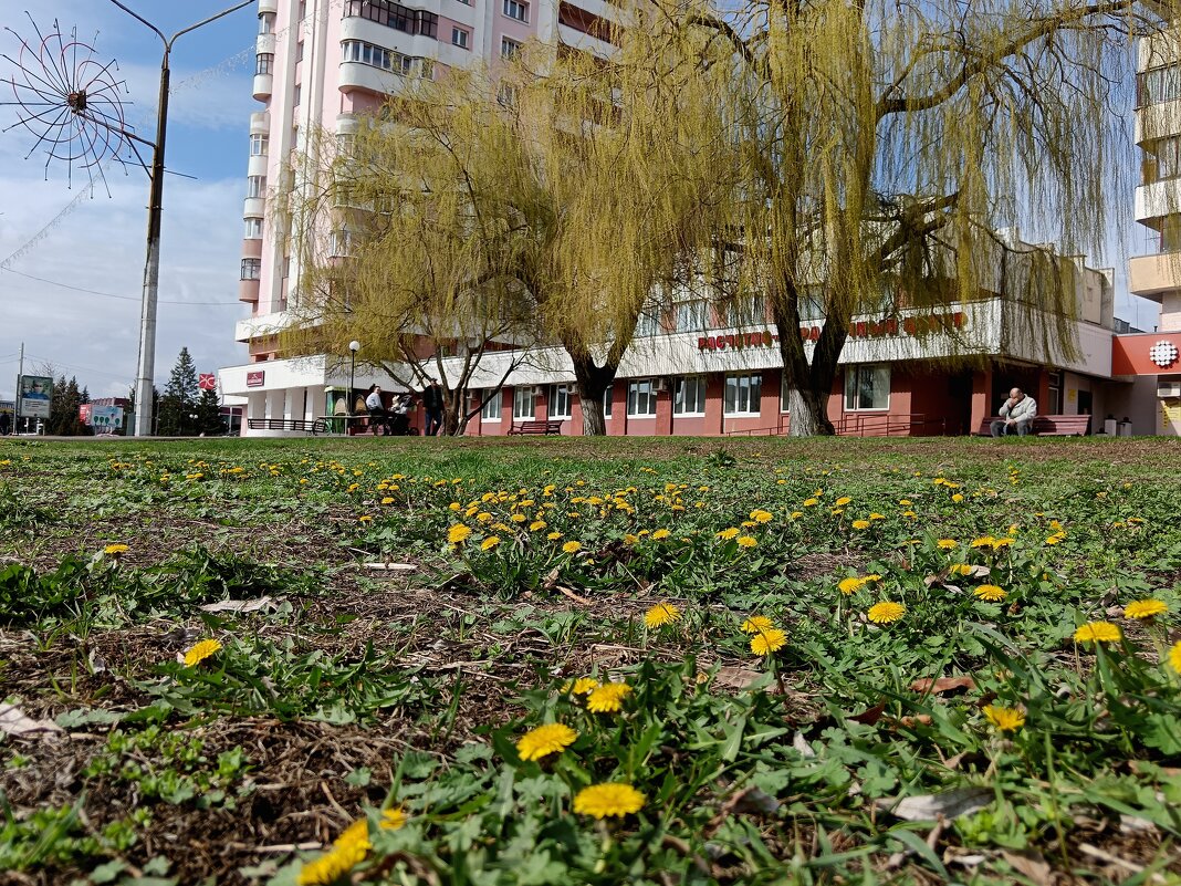 Весна приходит в город - Геннадий Худолеев Худолеев