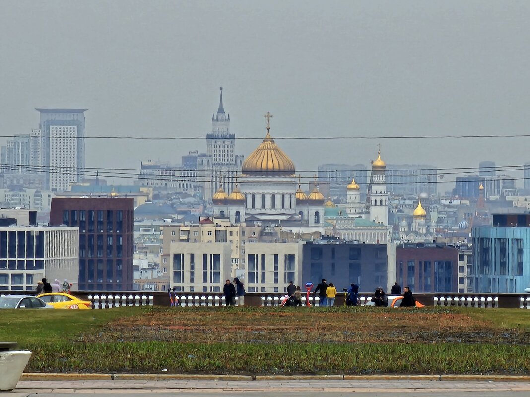 Москва с Воробьевых гор - <<< Наташа >>>