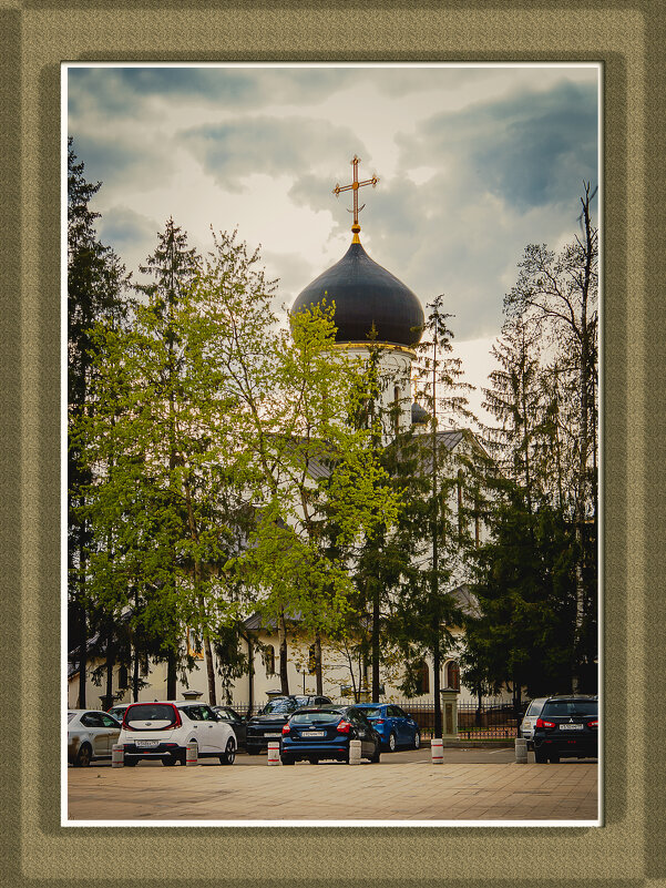 Православный храм - Владимир Кроливец