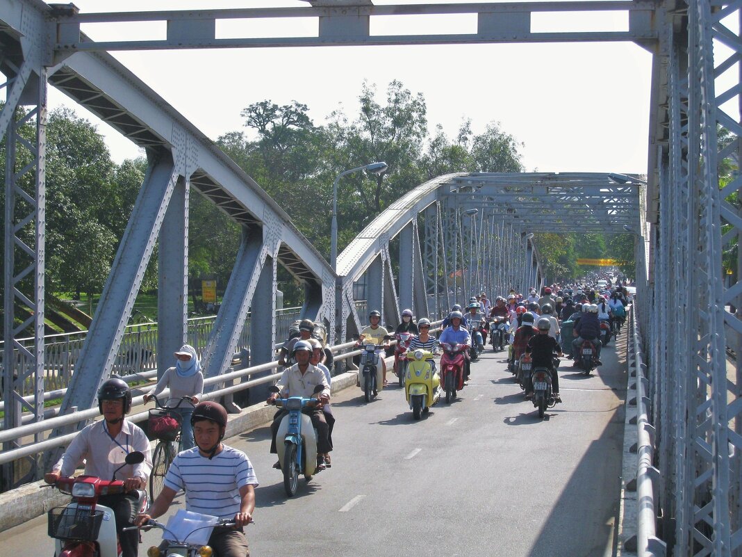 Где в мире больше всего мотоциклов? Конечно же во Вьетнаме! - unix (Илья Утропов)