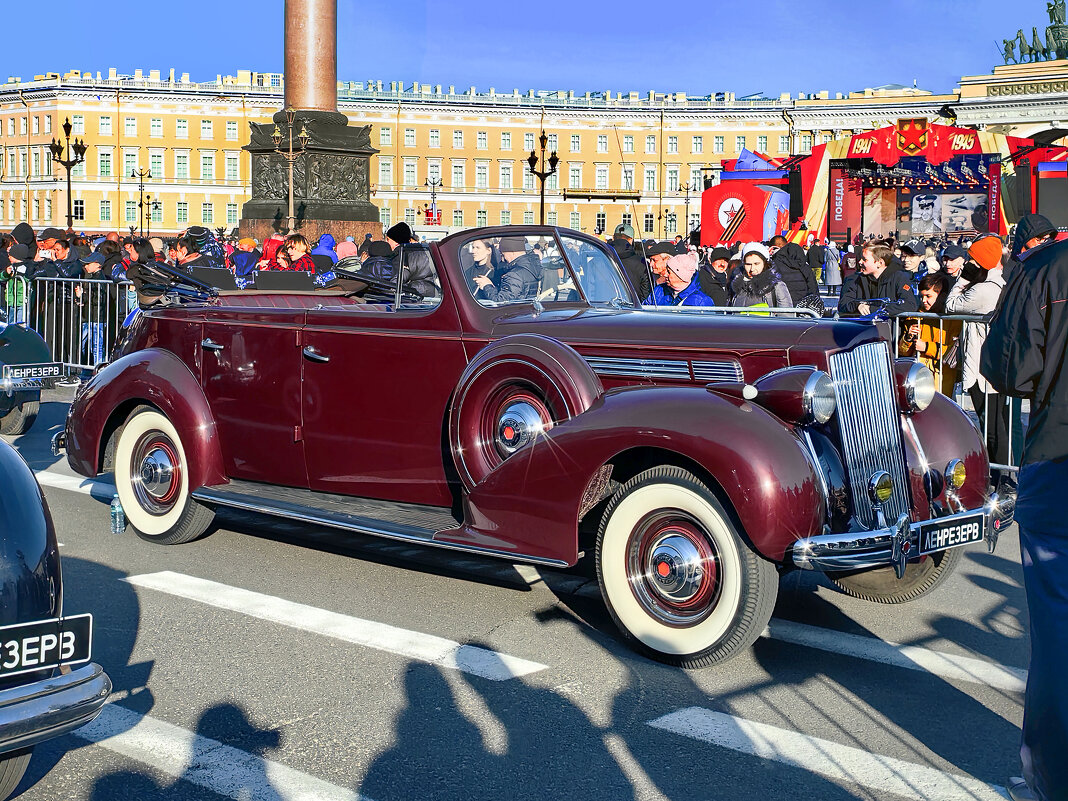 Лимузин-кабриолет Паккард модели 1939 года - Стальбаум Юрий 