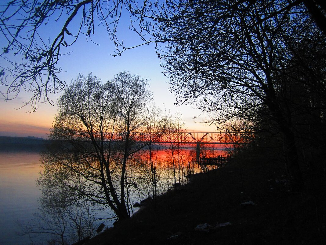 Закат. Мост через Волгу - Михаил Свиденцов