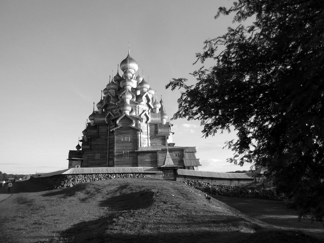 Церковь Преображения Господня — православный храм на острове Кижи в Карелии - Надежда 