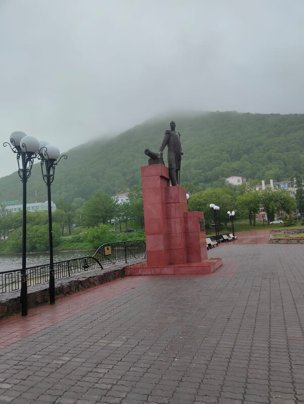 Петропавловск-Камчатский. Памятник Завойко Василию Степановичу - Ирэн 