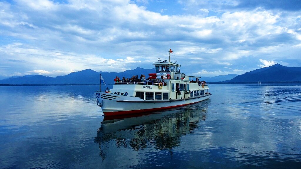 Озеро Кимзее (Chiemsee)... - Галина 