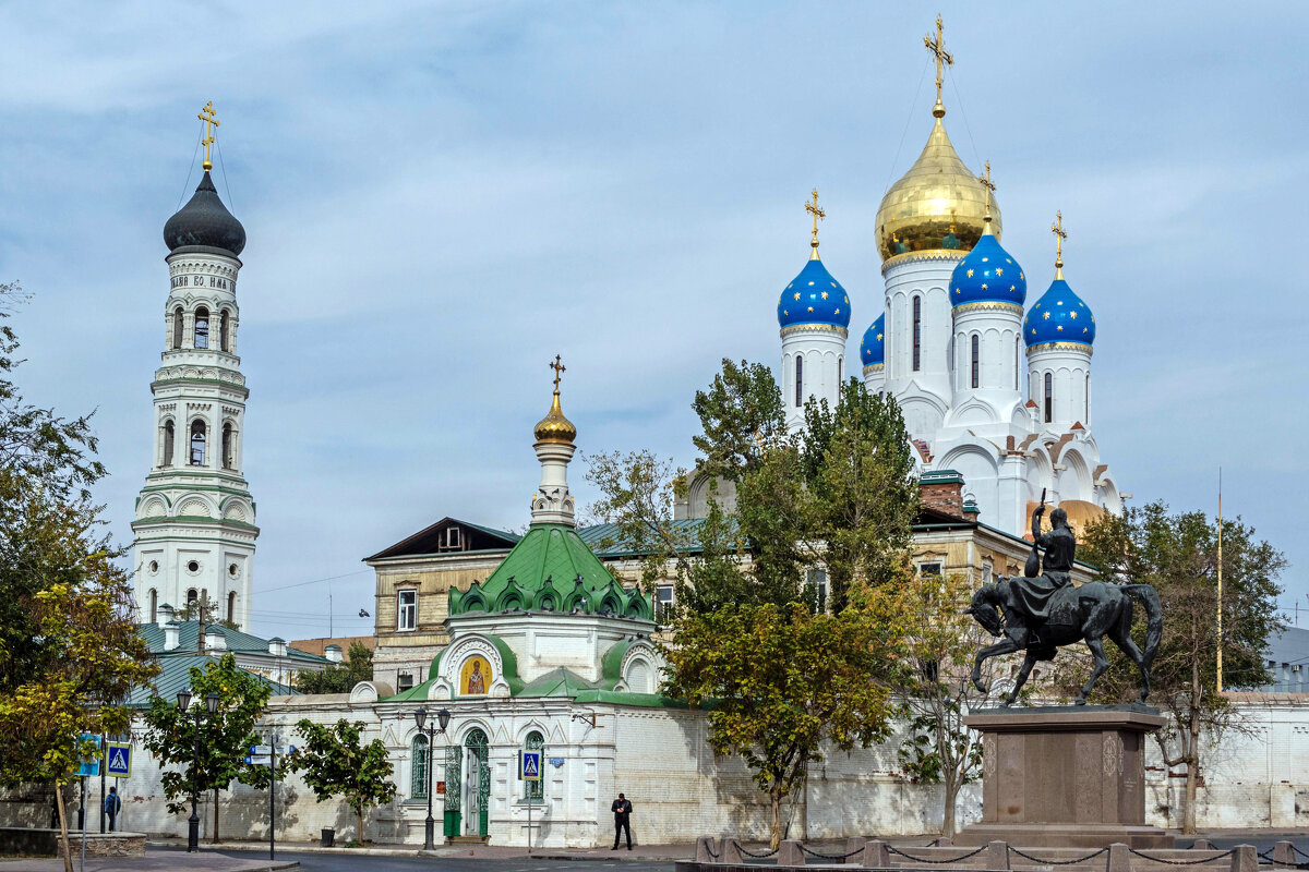 Старое и новое - Владимир Жуков