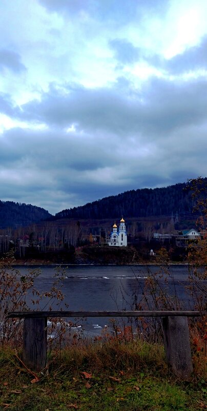 Храм Покрова Божьей Матери, с левого берега р.Мана - Алексей Ильичёв