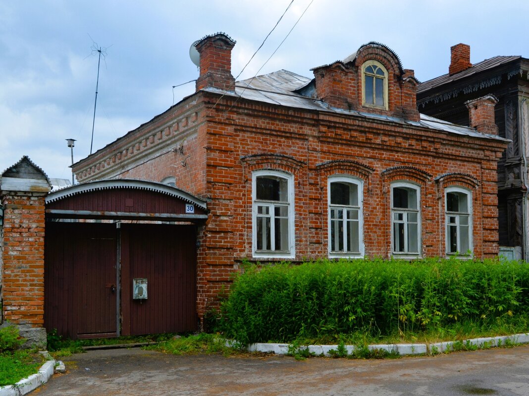 Мариинский Посад. Дом наследников мещанина Емельяна Анкудинова. - Пётр Чернега