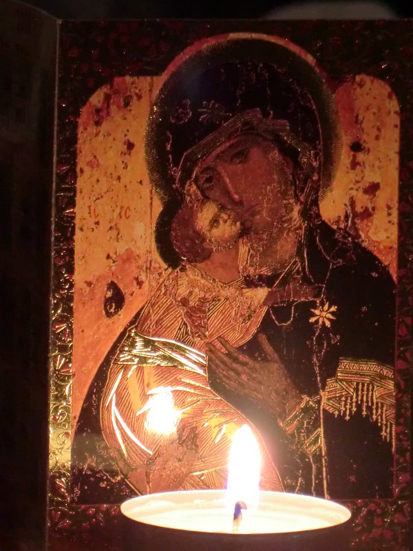 Икона и свеча... - Владимир Павлов