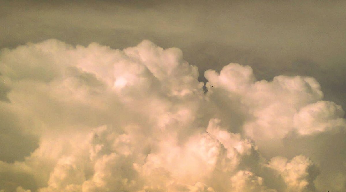 Грозовые облака - Dar Milekin
