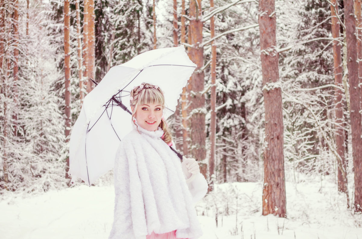 Прогулка по зимнему лесу - Наталия Полибина