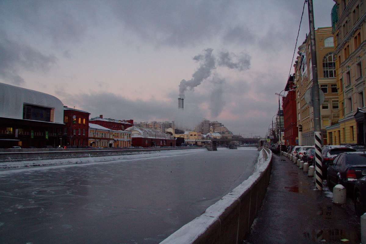 Морозный вечер на Москве-реке - Татьяна Копосова