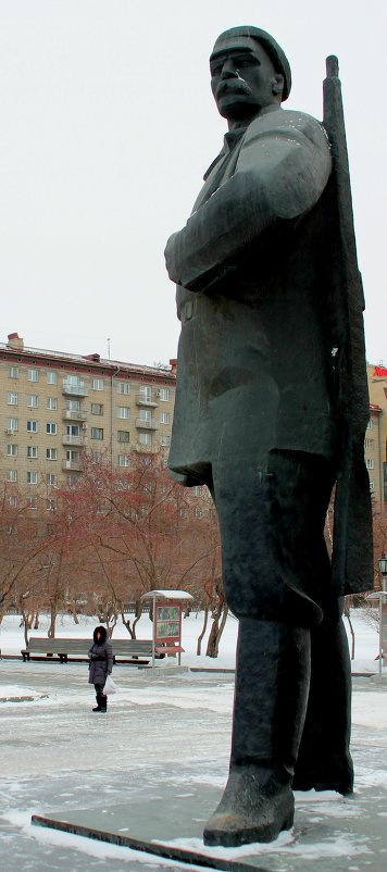 памятник - Сергей Петрин