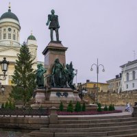 Памятник Александру II в Хельсинки :: Sergey Oslopov 