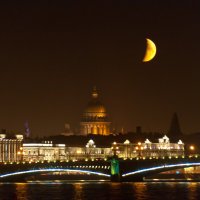 Лимонная долька луны Иссакий в ночи осветила... :: Владимир Хиль