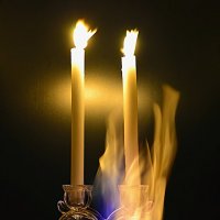 Огонь свечей. :: Виталий Дарханов