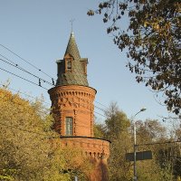 Башня с оградой :: Сергей Мягченков