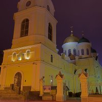 Свято-Троицкий кафедральный собор в Днепропетровске :: Denis Aksenov
