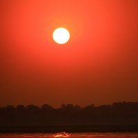 Восход на Ганге :: Полина Polli