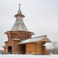 Проездные ворота Николо-Корельского монастыря. :: Юрий Шувалов