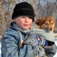 Деревенский мальчик с собачкой :: Нина Штейнбреннер