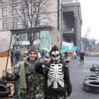 Самооборона ЕвроМайдана :: Slava Smile