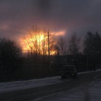Восход (из окна автобуса) :: Толя Толубеев