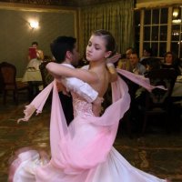 Парный танец :: Владимир Карлов