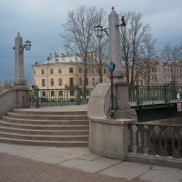 Прогулки по Петербургу :: Anton Lavrentiev