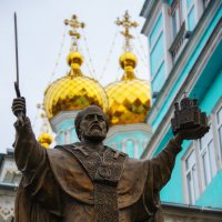 Монумент Святителю Николаю Чудотворцу :: Игорь Лариков