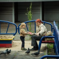 Мы с бабушкой кормили голубей :: Михаил Бродский