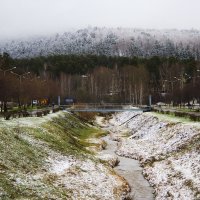 Снег в апреле. :: Юрий Епифанцев