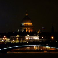 С Пироговской набережной :: ПетровичЪ,Владимир Гультяев