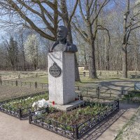 Пушкин (Царское село) Памятник Николаю II :: Александр Дроздов