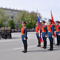 Знаменосцы и рота почетного караула :: Алексей Кучерюк