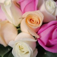 Букет прекрасных роз... :: Дмитрий Томин