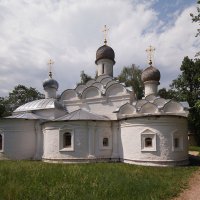 Церковь Михаила Архангела с востока :: serg Fedorov