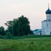Церковь Покрова на Нерли :: Иван Щербина