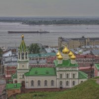 А в городе дождь... :: Александр Зотов