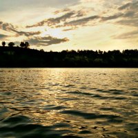 Закат на озере :: Dasha Ald