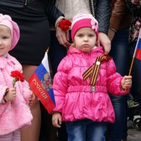 Маленькие патриотки... :: Natalisa Sokolets
